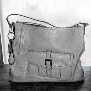 Coach Shoulder Bag White / Almost New